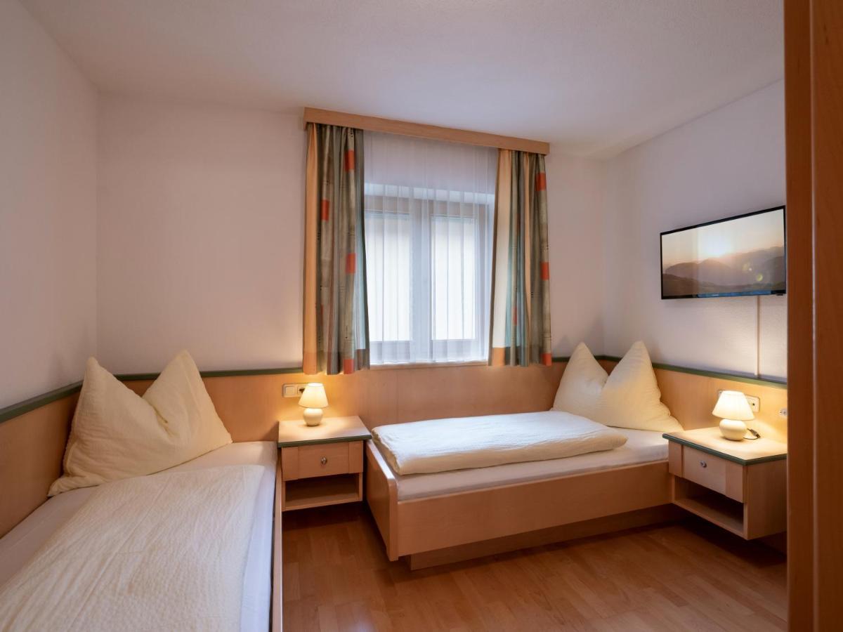Haus Alton Apartamento Fieberbrunn Exterior foto